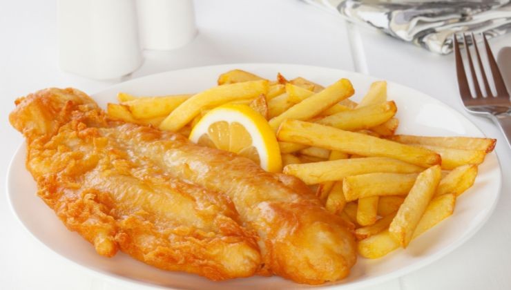 fish and chips cotti nella friggitrice ad aria