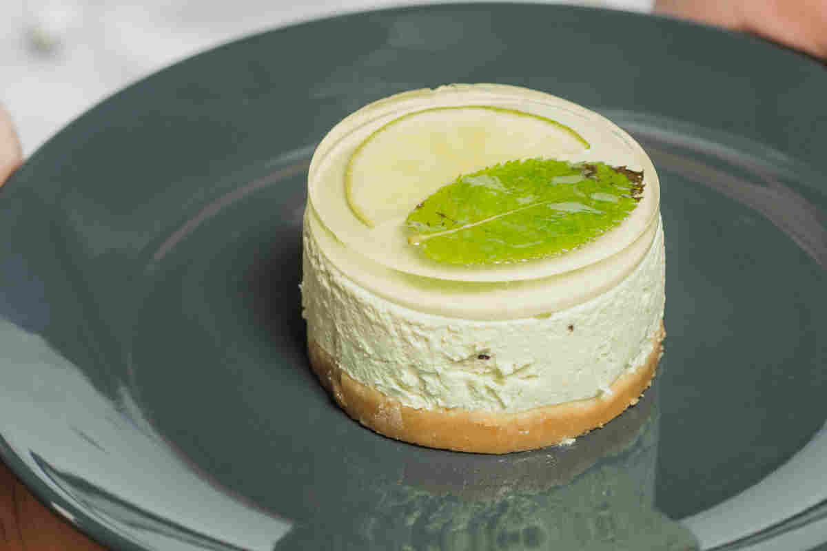 tortino verde di panna cotta alla menta