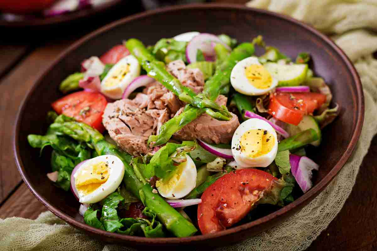 Insalata con il tonno in scatola ricette