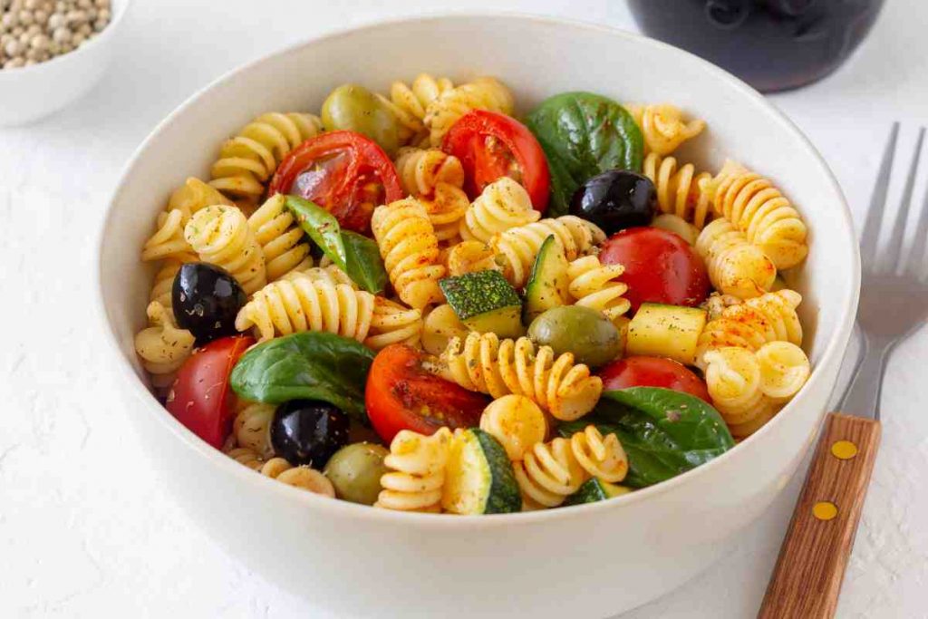 ricetta del giorno Pasta fredda zucchine e olive