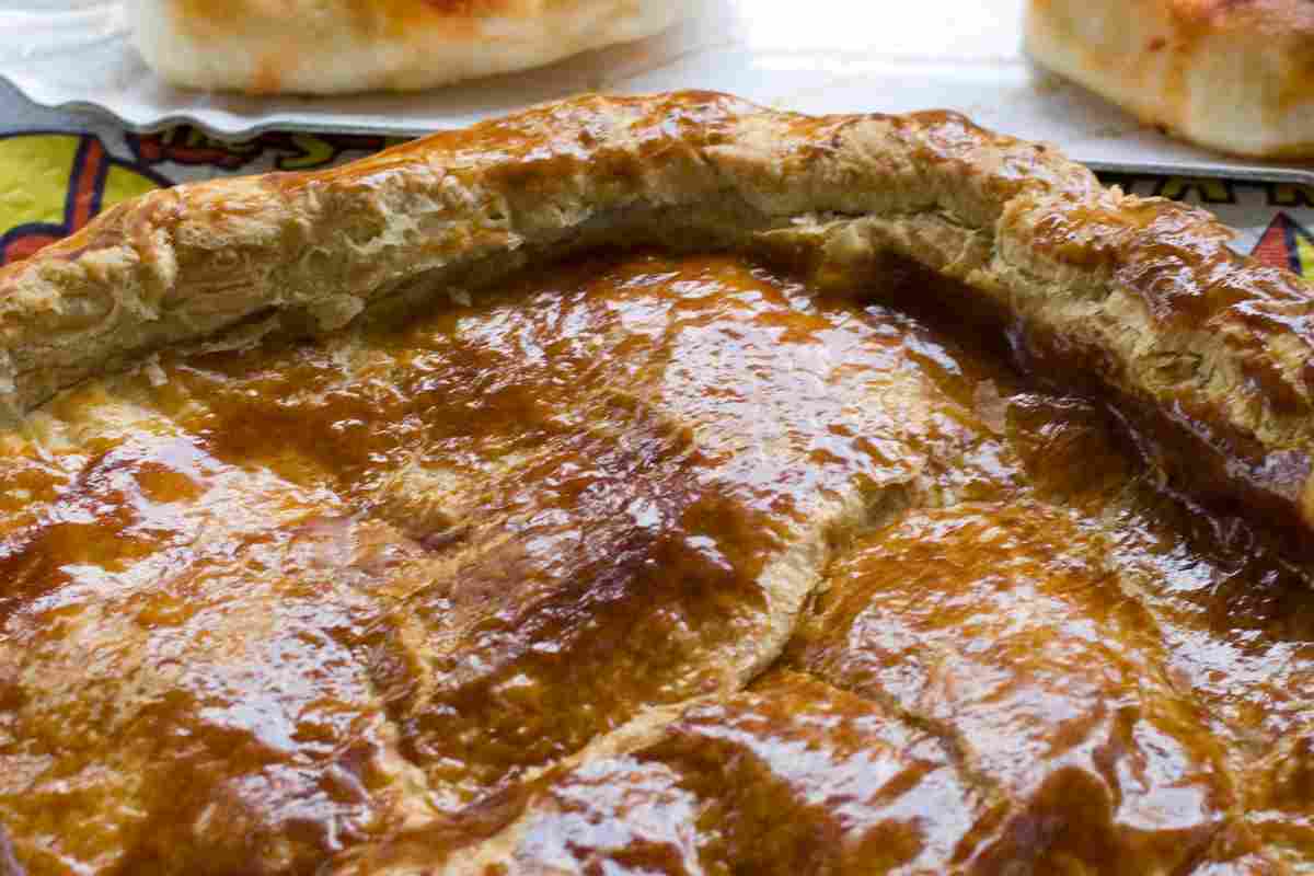Pizza parigina ricetta