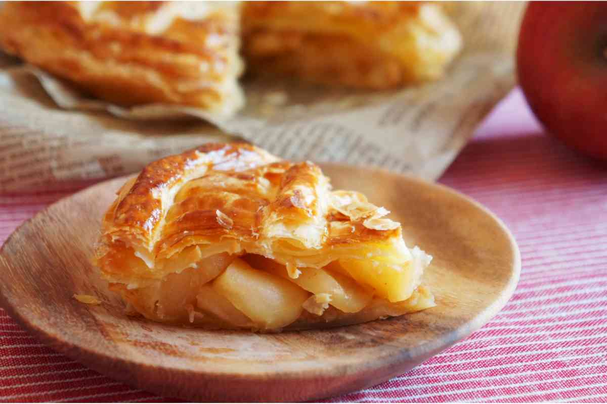 Torta di mele con pasta sfoglia