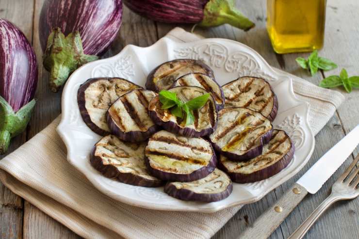 melanzane gratinate farcite ricetta