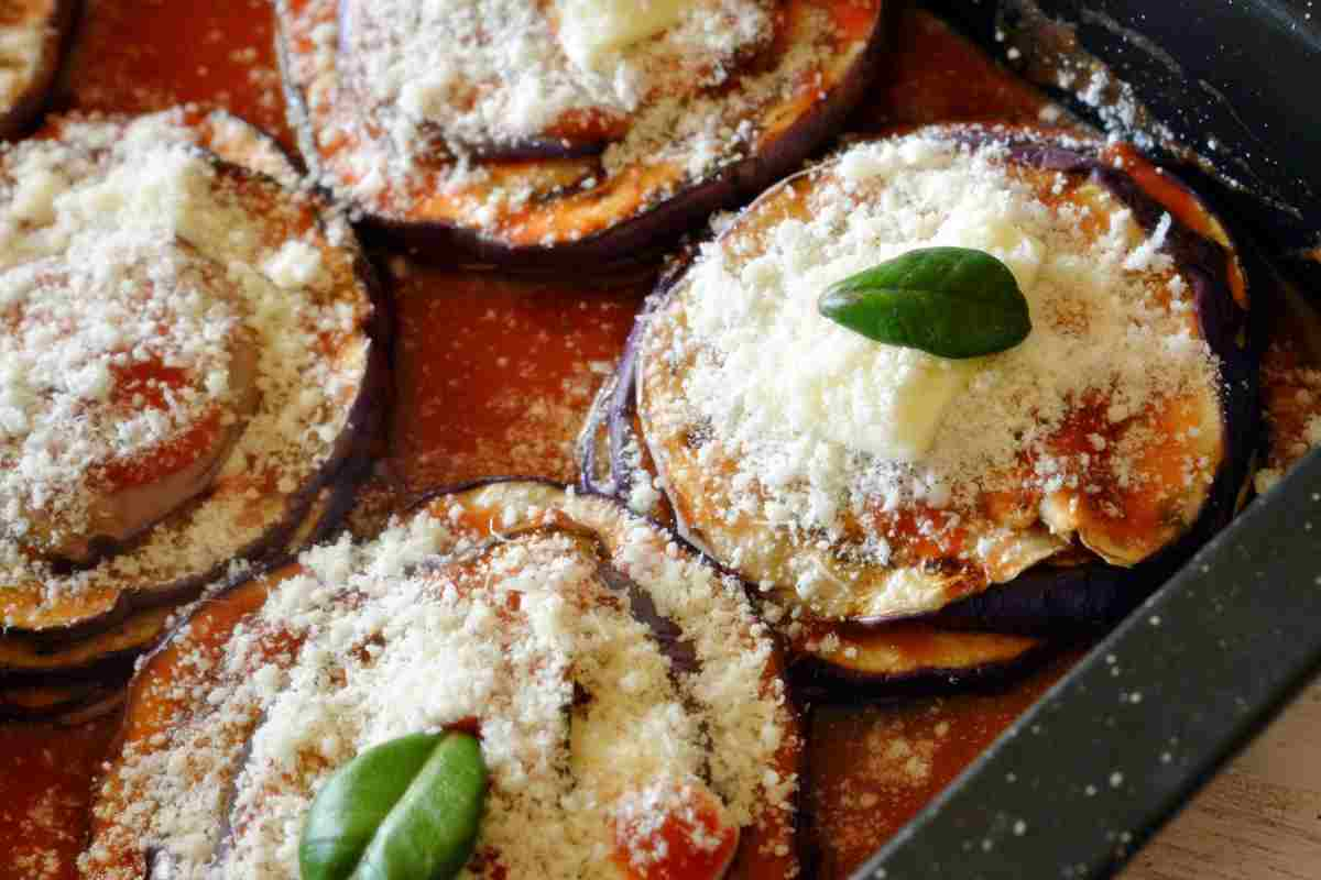 Parmigiana fredda siciliana ricetta