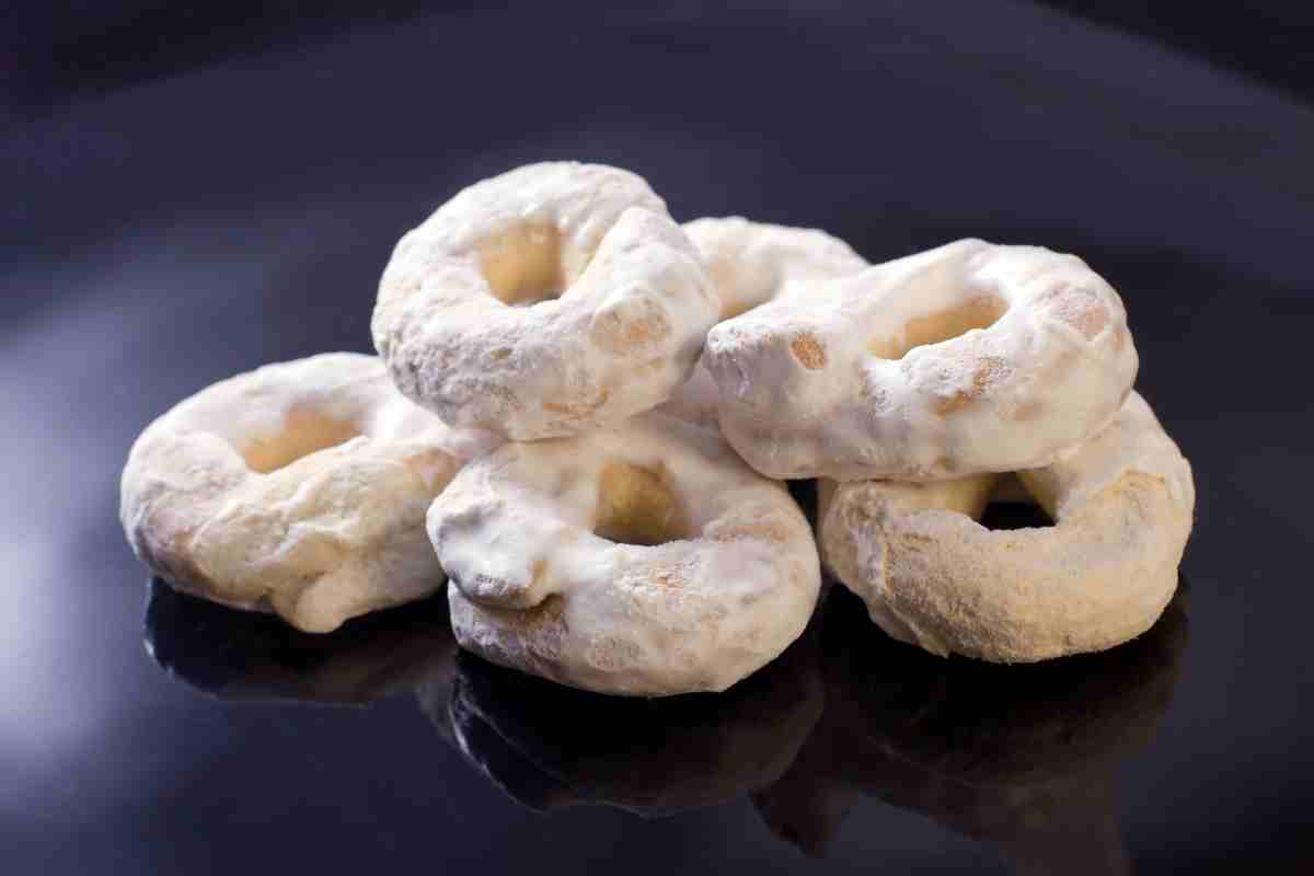 taralli dolci glassati come quelli di pasticceria