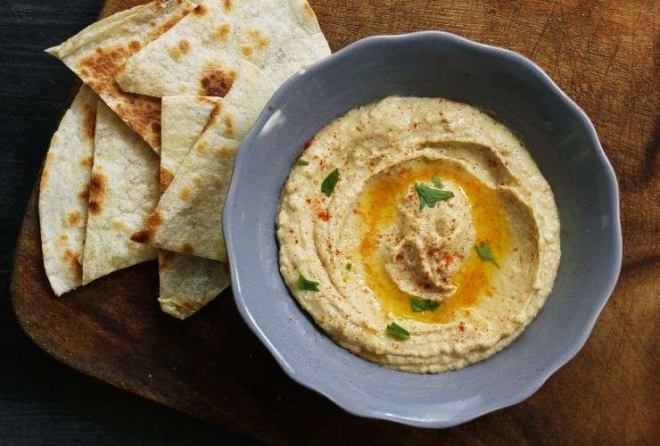 hummus