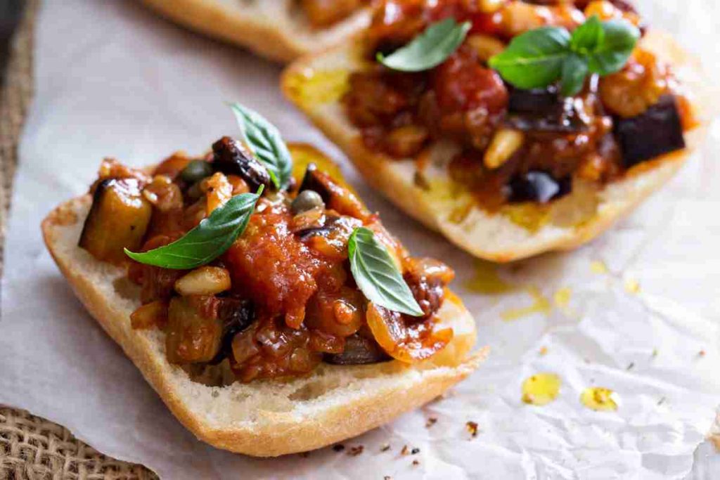 Caponata di melanzane al forno ricetta