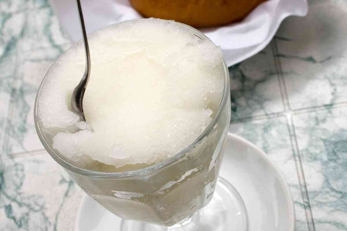 Granita di gelsomino ricetta siciliana