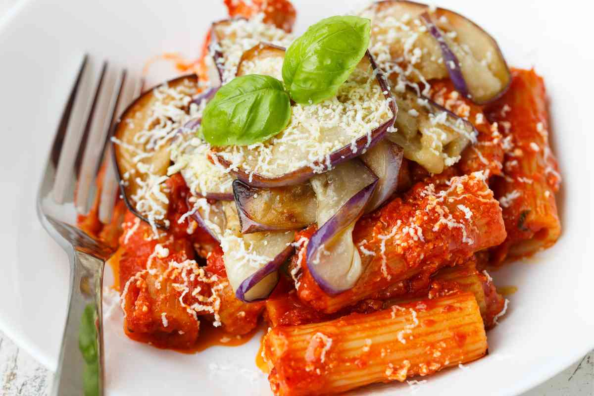 Pasta alla Norma in un piatto