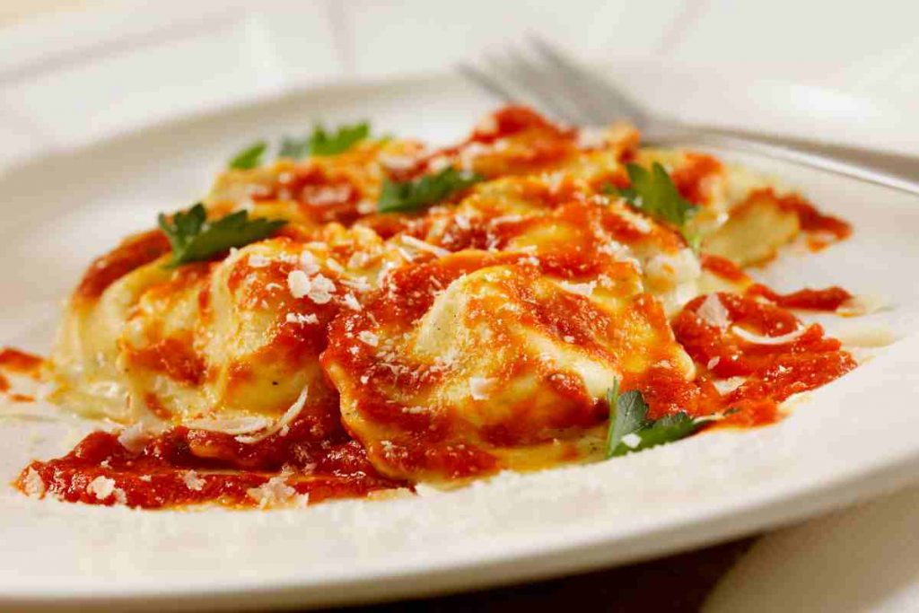 Ravioli capresi ricetta 