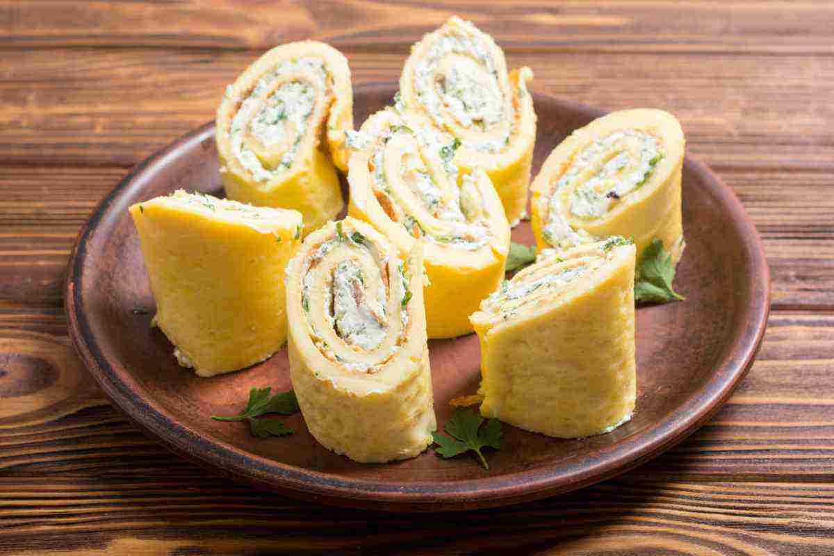 Questo delizioso rotolo filante vi stregherà: non serve impasto o farina!