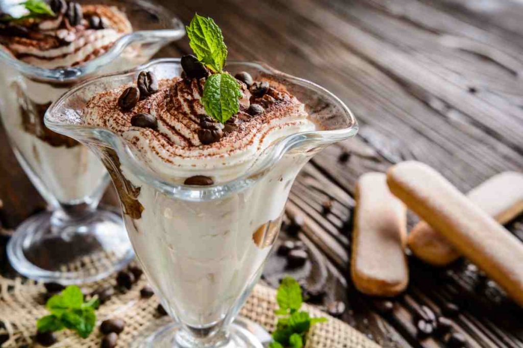 Tiramisù con la panna vegetale ricetta