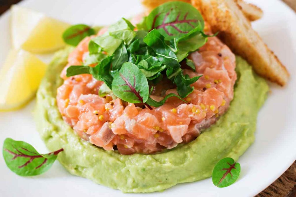 tartare salmone e avocado antipasti veloci