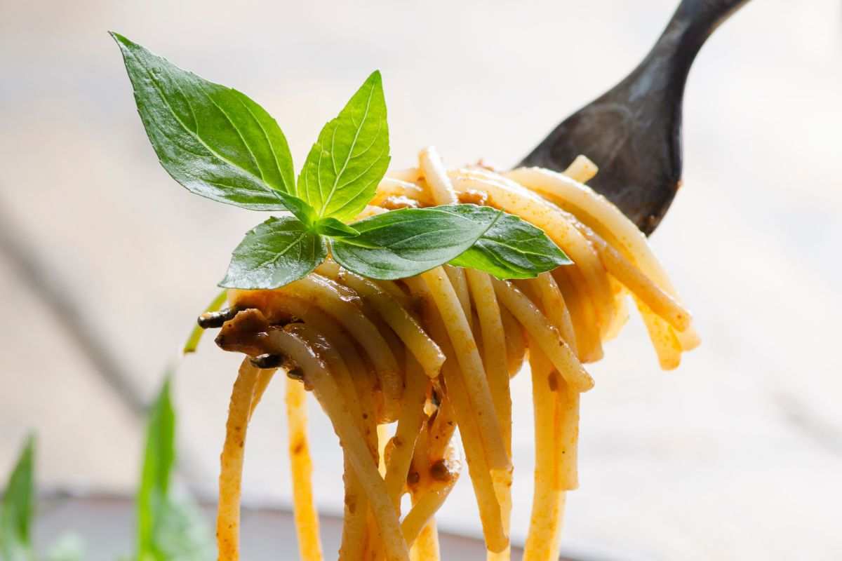 spaghetti tradizione napoletana