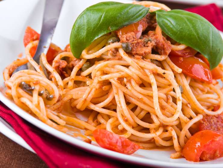 spaghetti tonno pomodorini