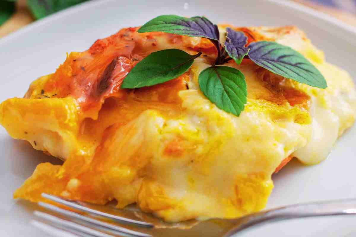 Parmigiana di zucca, la ricetta più veloce per infornare un secondo piatto filante e delizioso