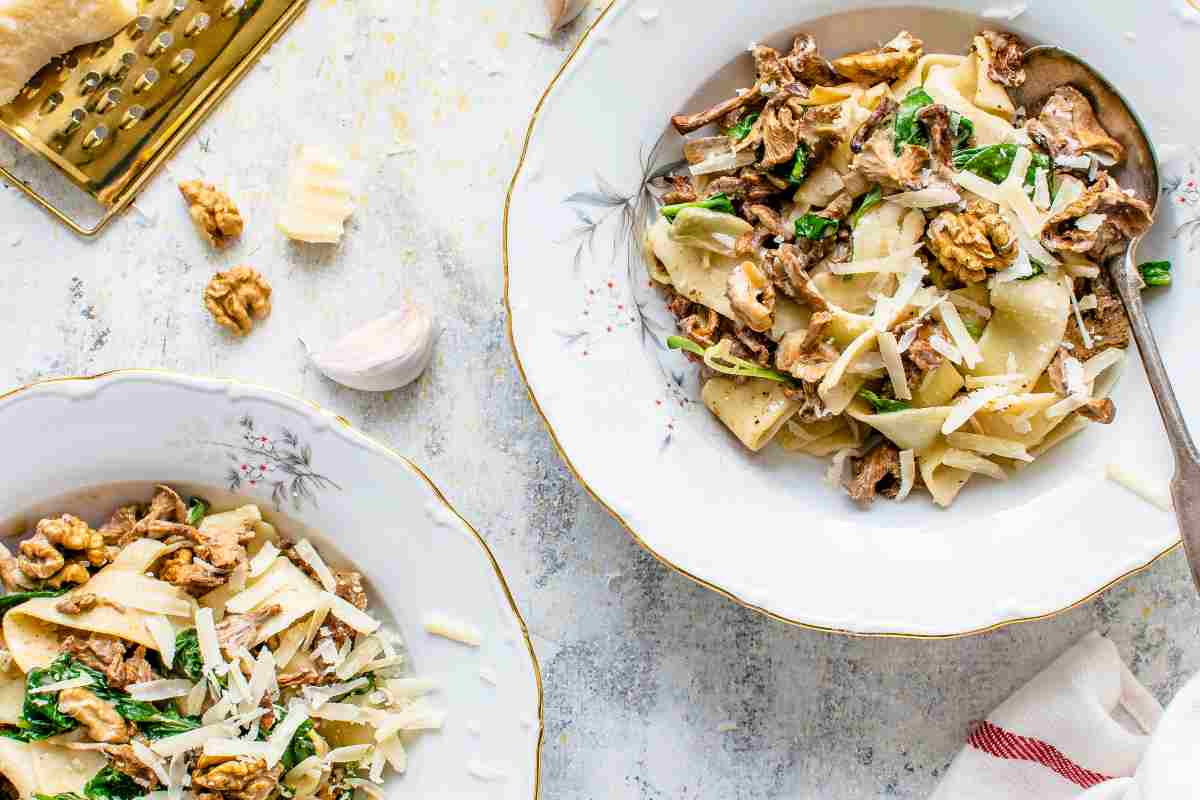 Pranzo pronto in meno di 15 minuti, scopri la ricetta delle fettuccine con noci e gorgonzola