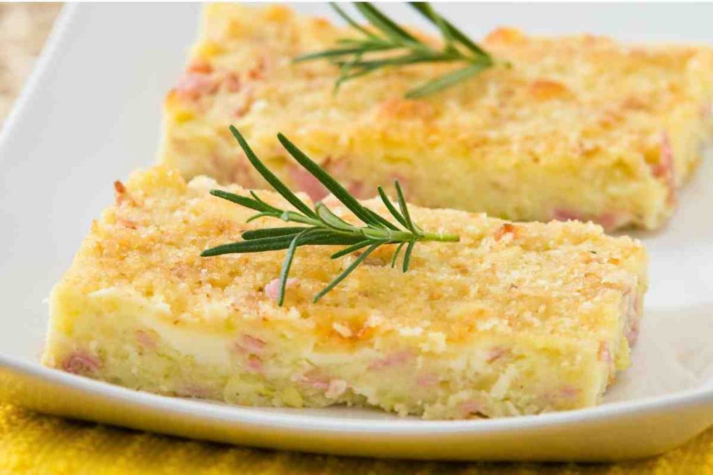Gateau di patate napoletano tagliato in tranci