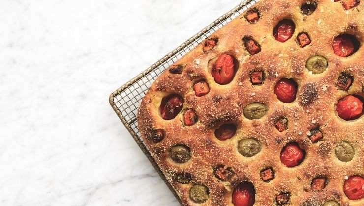 ricetta focaccia barese