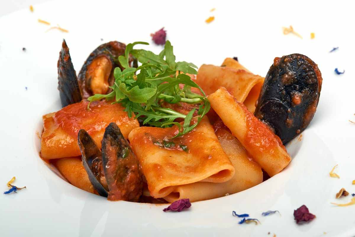 ricetta paccheri allo scoglio