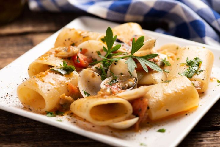 ricetta paccheri allo scoglio