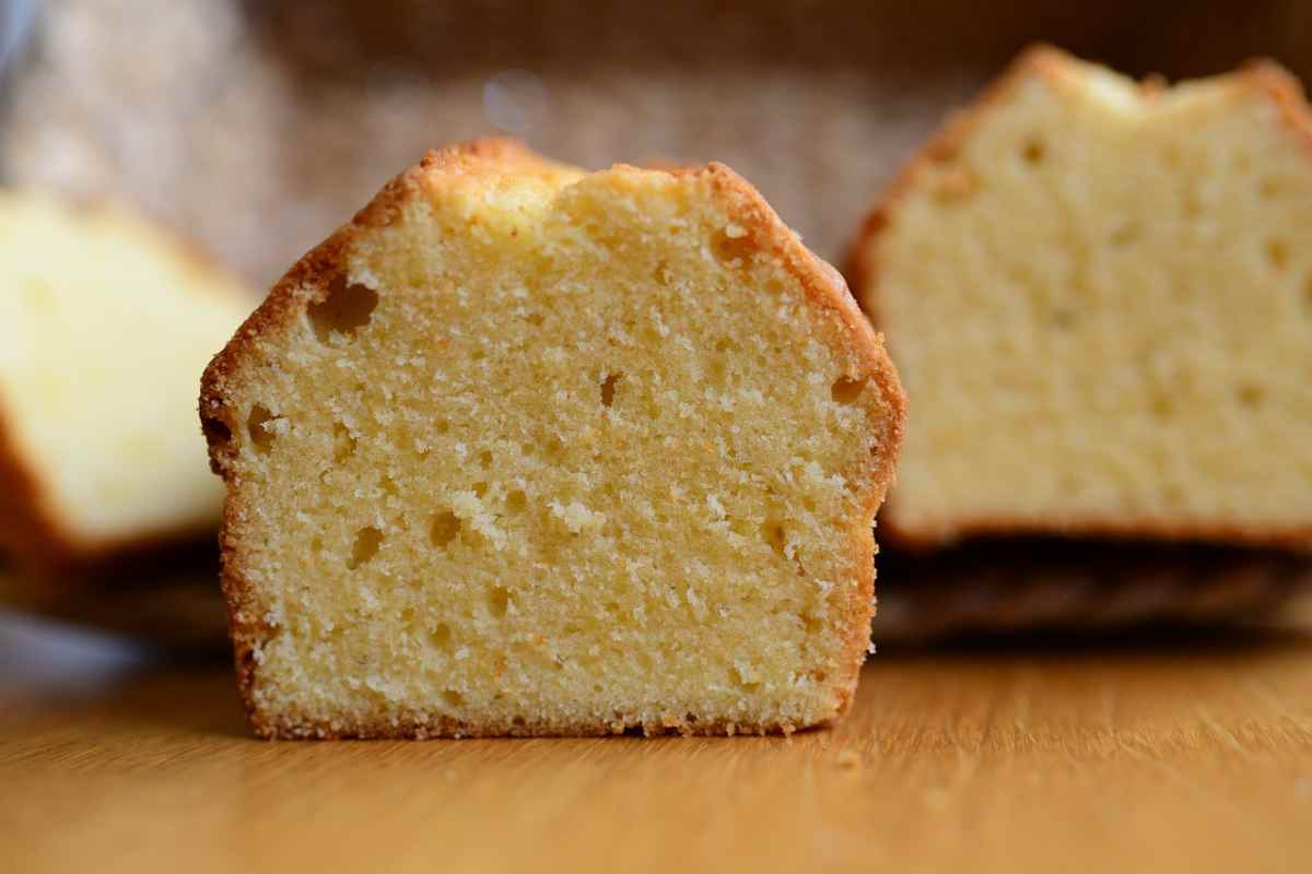 Ti servirà solo un frullatore per preparare questa profumatissima torta: l’ora della merenda sarà ricca di gusto