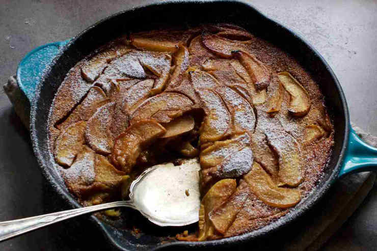 Clafoutis alle mele in padella 