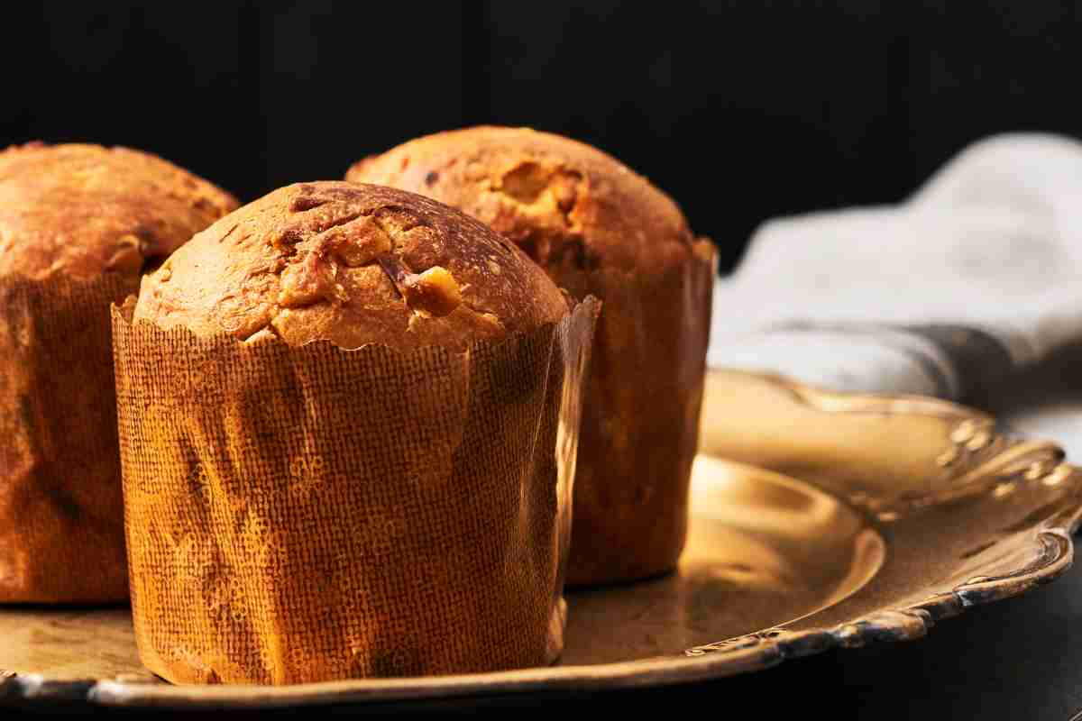 Questi panettoncini salati sono proprio una delizia: servili per l’antipasto di Natale e vedrai che figurone