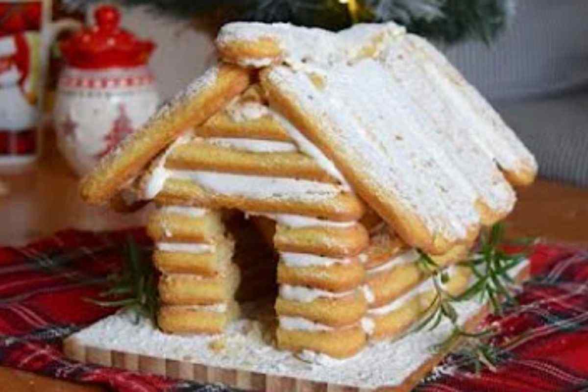 Casetta dolce di natale con savoiardi ricetta