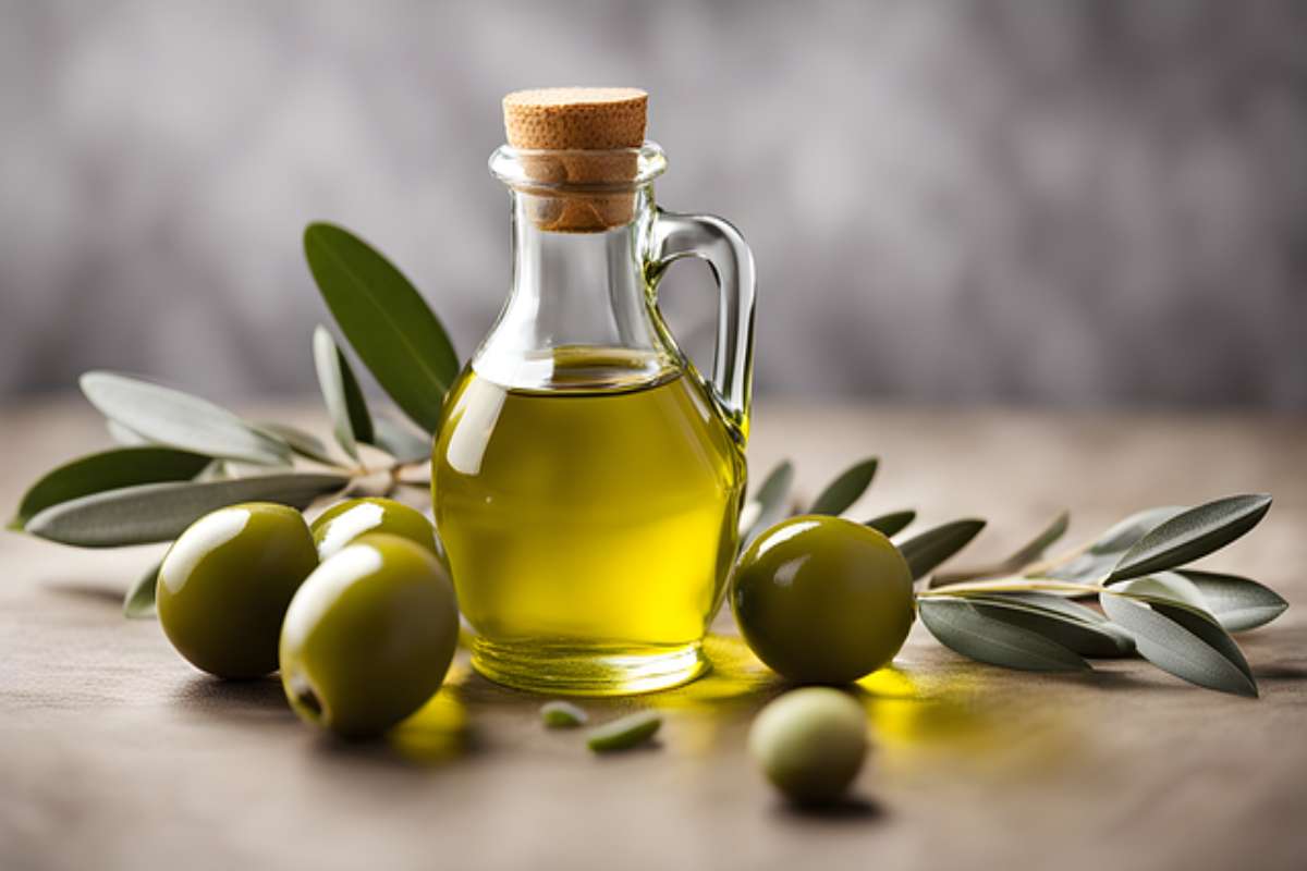 Olio extra vergine d’oliva: ecco le città in cui costa di più in Italia e dove conviene farne scorta