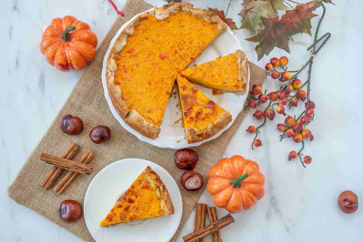 Una torta salata alla zucca velocissima e che fa faville: persino i bambini ti chiederanno il bis per quanto è buona