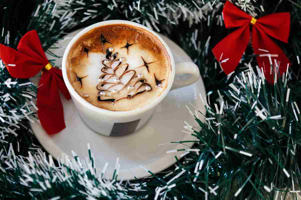 A Natale anche il caffè si veste a festa: ecco come renderlo speciale con qualche piccola idea