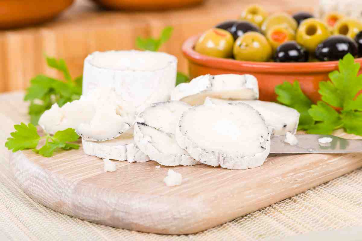 I benefici del formaggio di capra