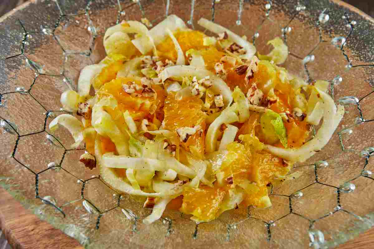 ricetta insalata cicoria e arance