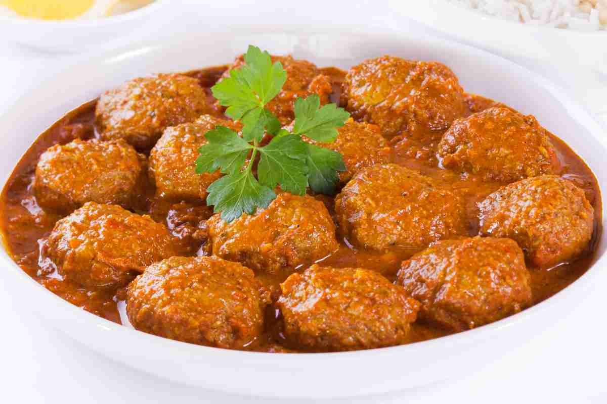 Polpette al sugo con cotechino