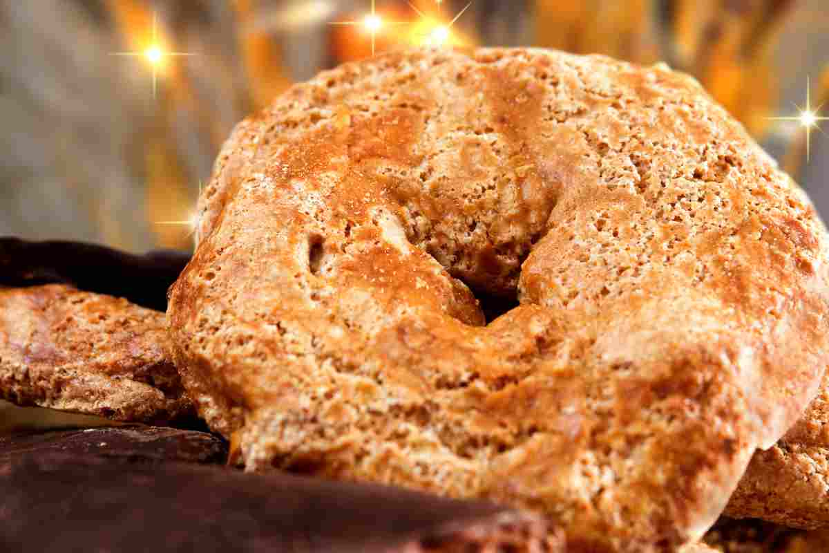 Roccocò napoletani, ricetta dei biscotti speziati tipici del Natale facilissimi da preparare