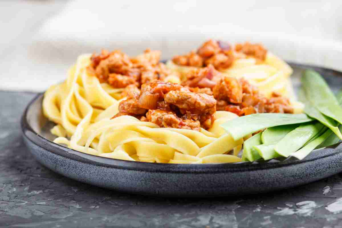 ricetta tagliatelle ragù bruno barbieri 