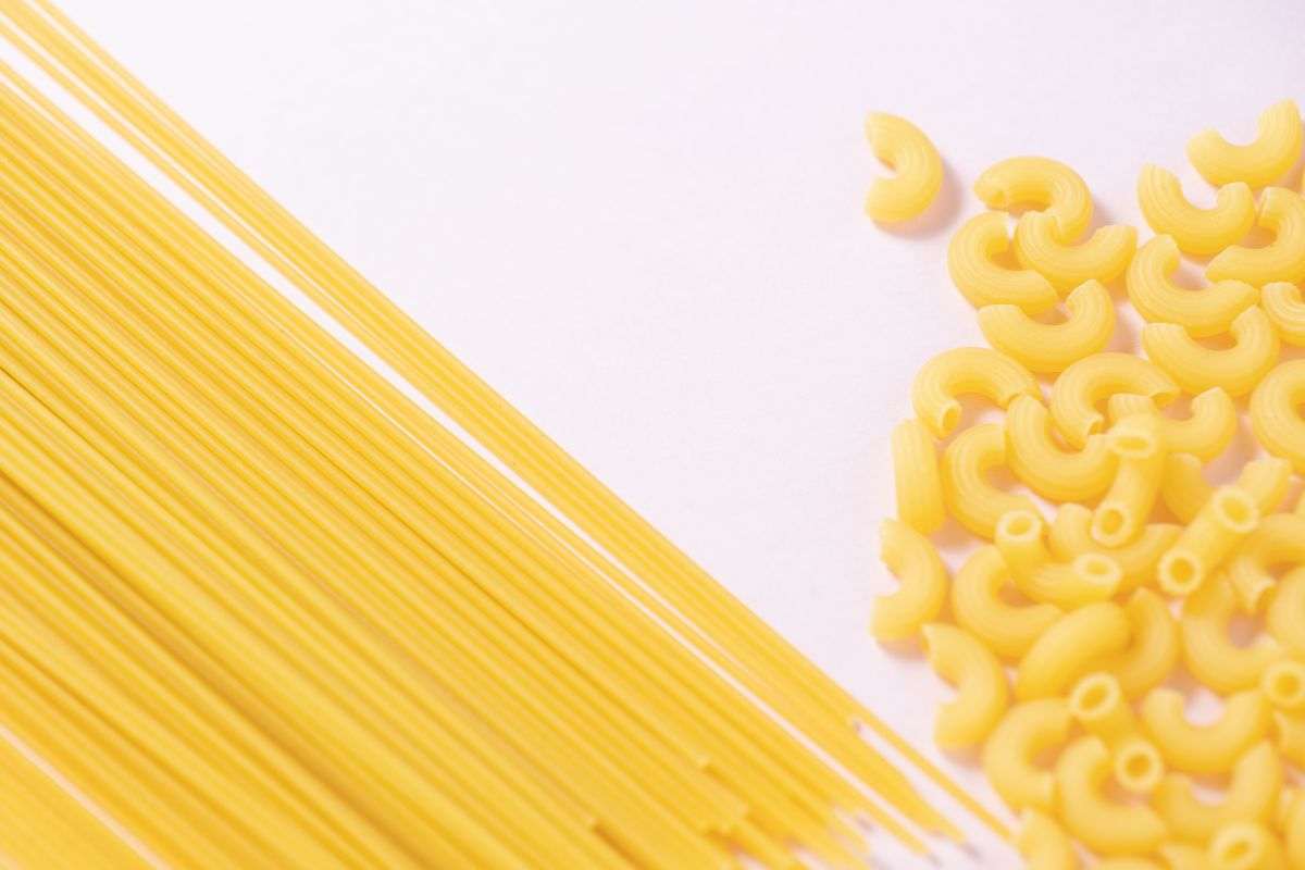 Da pasta lunga a corta in un secondo? Eviti gli sprechi e risparmi al supermercato grazie al metodo antico