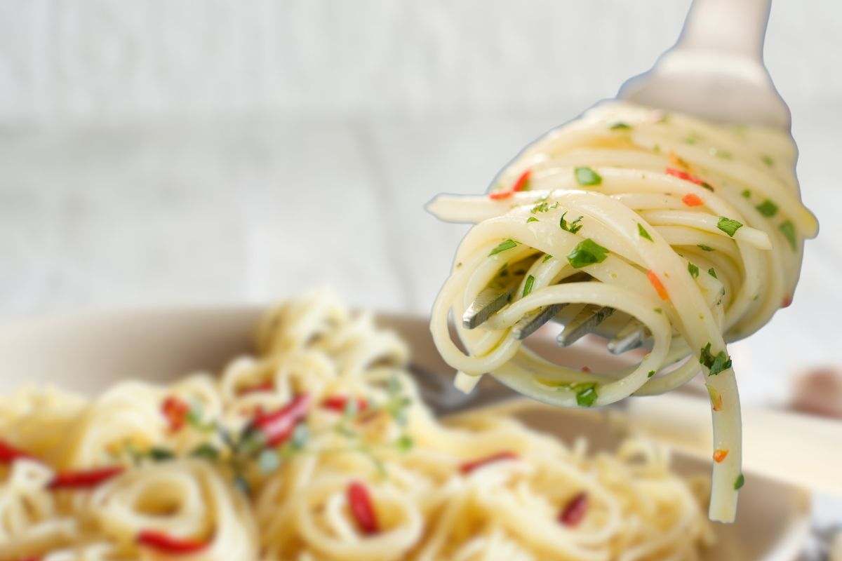 Si chiamano vermicelli alla borbonica e sono una vera squisitezza napoletana: si preparano in solo 5 minuti