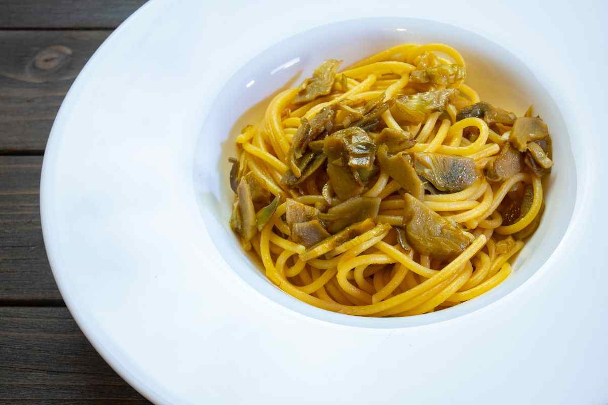 ricetta spaghetti aglio, olio, peperoncino e carciofi