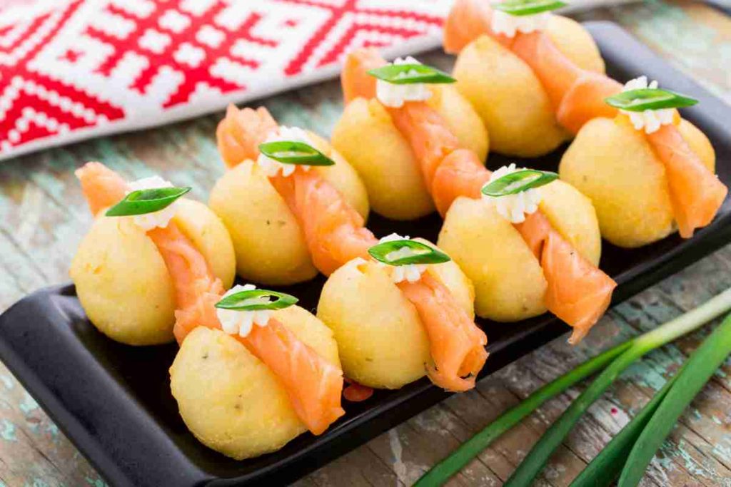 Palline di patate e salmone ricetta 