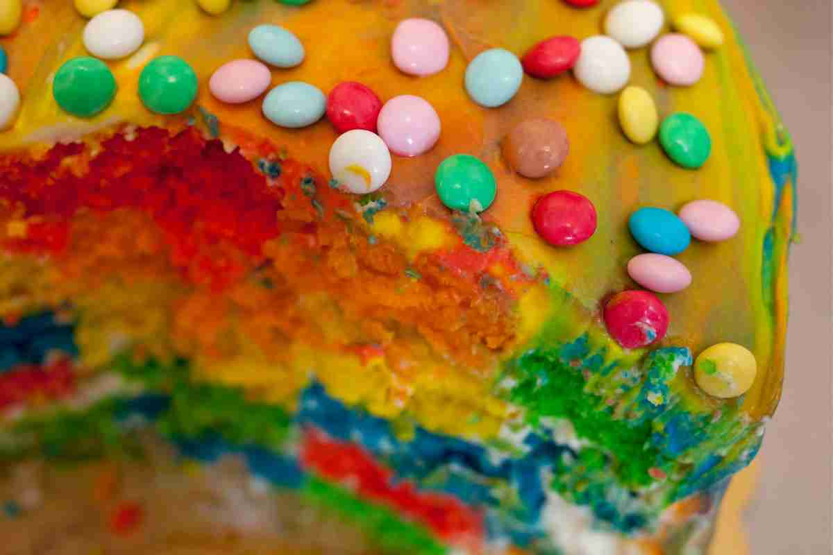 Torta colorata di Carnevale