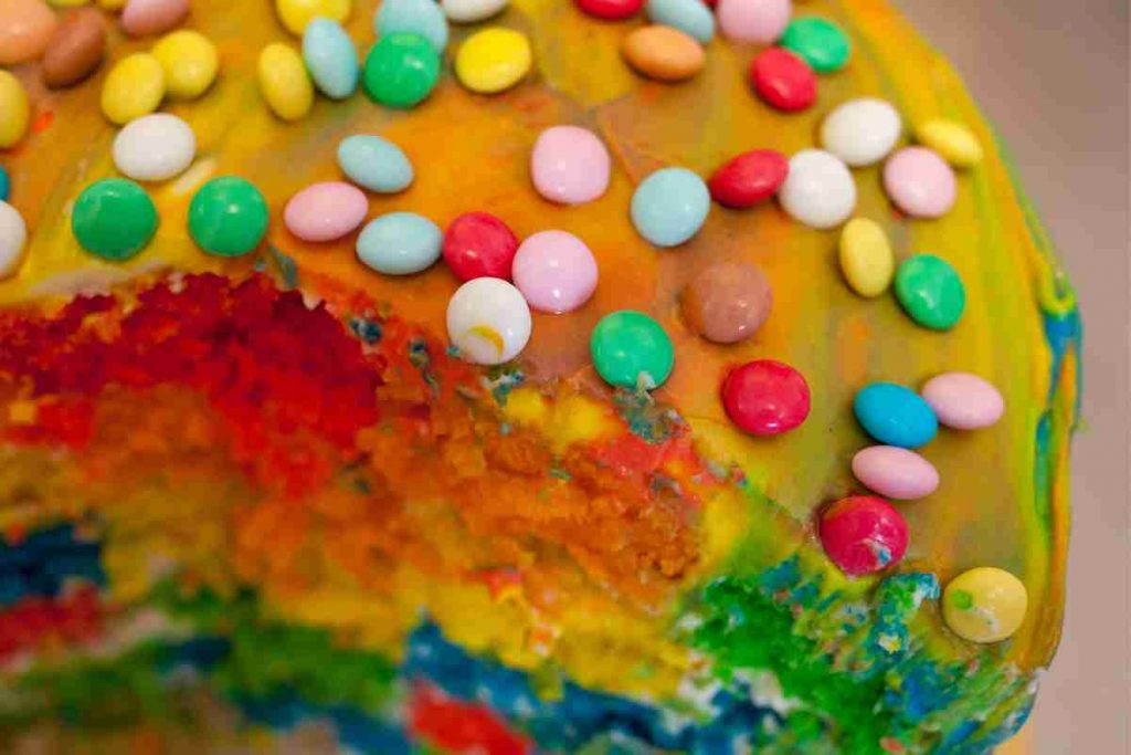 Torta colorata di Carnevale ricetta 