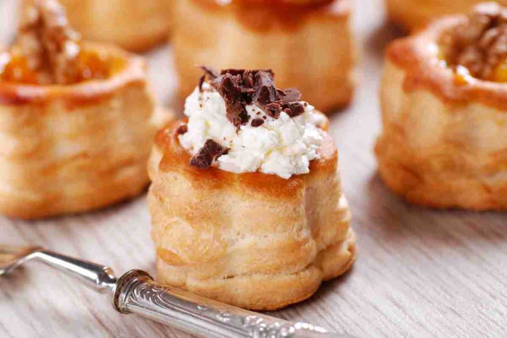 Vol au vent panna e cioccolato