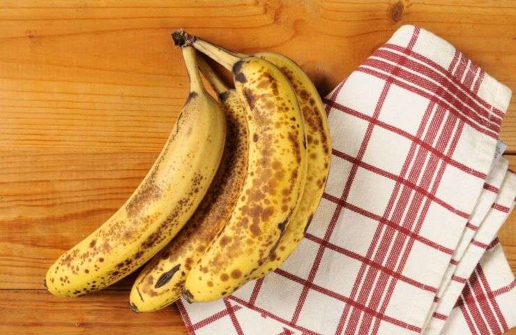 torta con banane mature e cioccolato ricetta