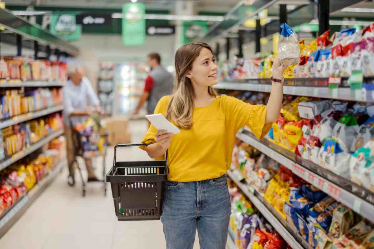 Per la spesa settimanale ti bastano 20 euro: ecco come riuscire a spendere solo questi, lo rivela la nutrizionista