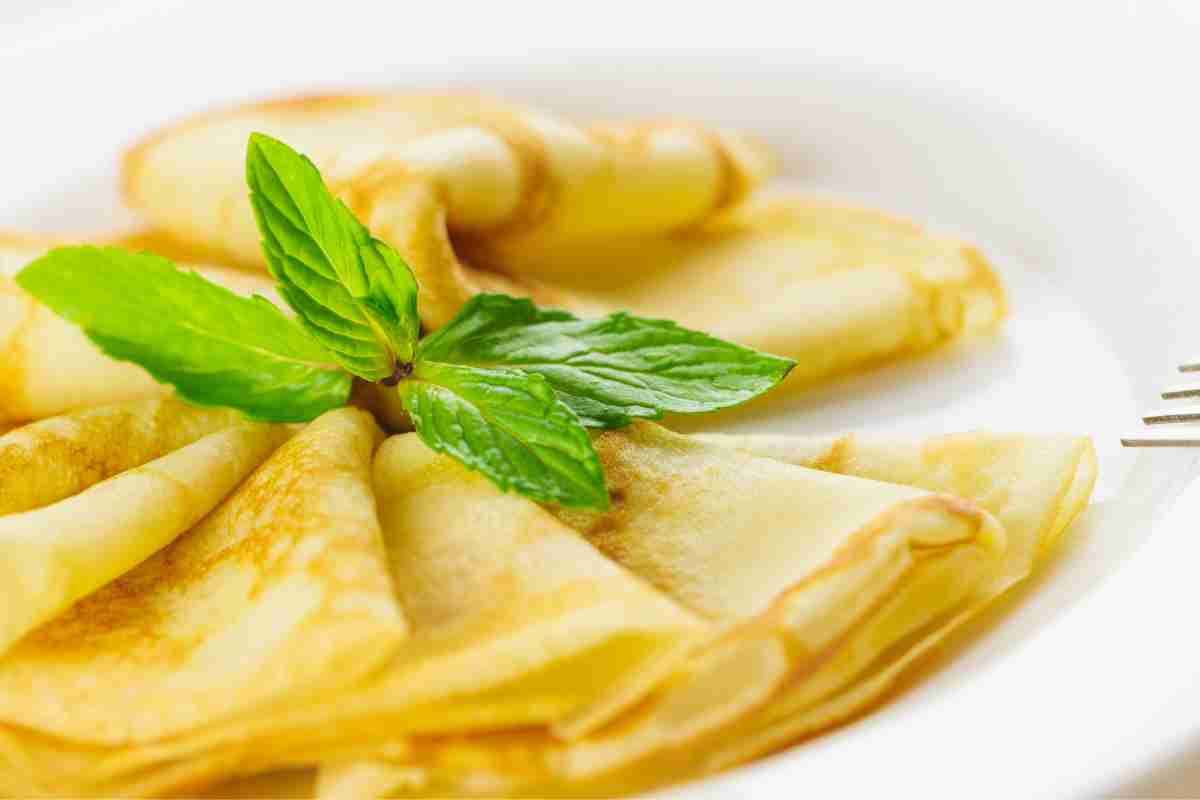 Queste crespelle non le facciamo con la Nutella: una grattugiata di questo e arrivi in paradiso