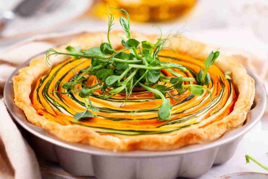 Crostata di verdure a spirale ricetta per il menu della festa della donna