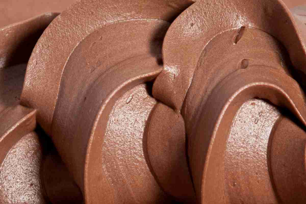 Una mousse soffice e spumosa, sembra una nuvola e la fai con 2 ingredienti soltanto