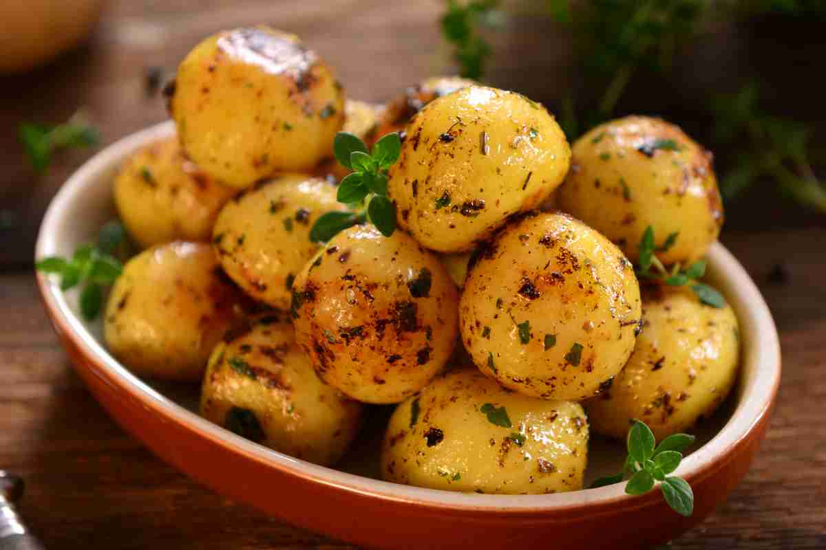 ricetta patate novelle arrosto